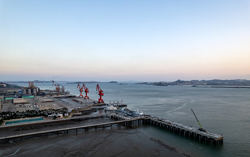 工业混合机选用广东东莞全球物流运抵新加坡