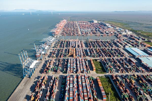 国际快递 vs 国际空运：如何选择最优运输方式？（国际物流干货知识分享）