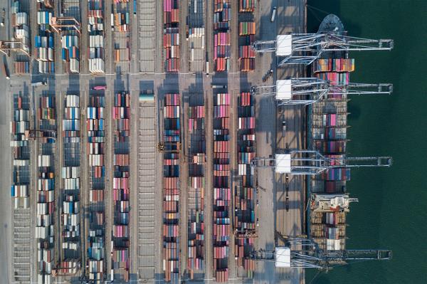 国际快递费用有哪些构成部分（国际快递运费详解）