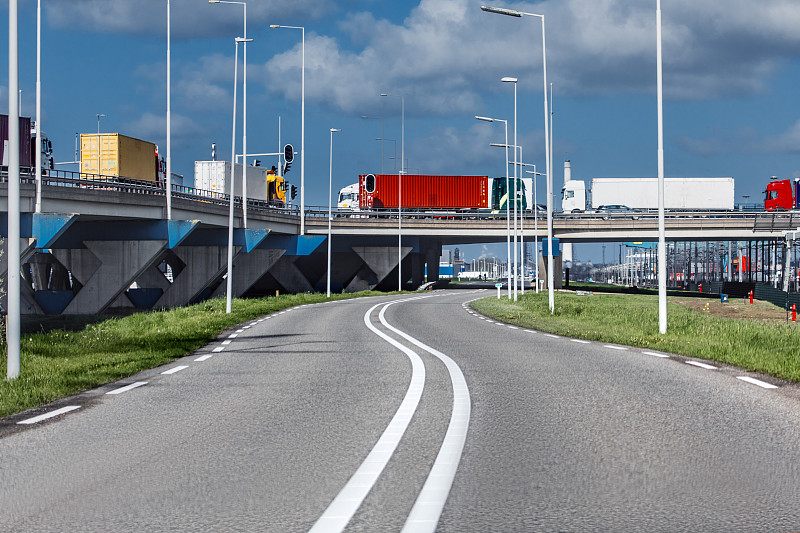 乌拉特中旗丰平物流有限公司