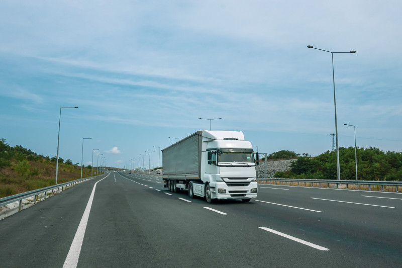 鄂伦春自治旗鹤顺物流有限公司