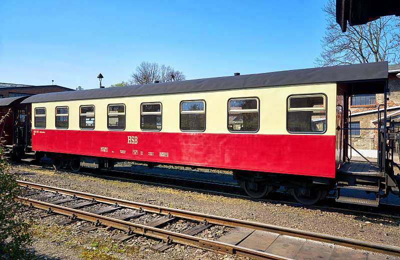 内蒙古隆企物流有限责任公司