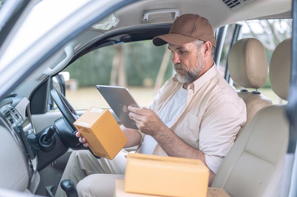 广西钦州市宏光物流有限责任公司