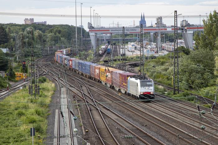 湛江弘润物流有限公司 湛江弘润物流有限公司