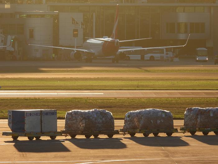 新疆新石运通物流有限公司 新疆新石运通物流有限公司