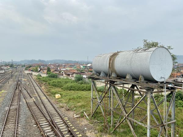 江门市华鹰物流有限公司