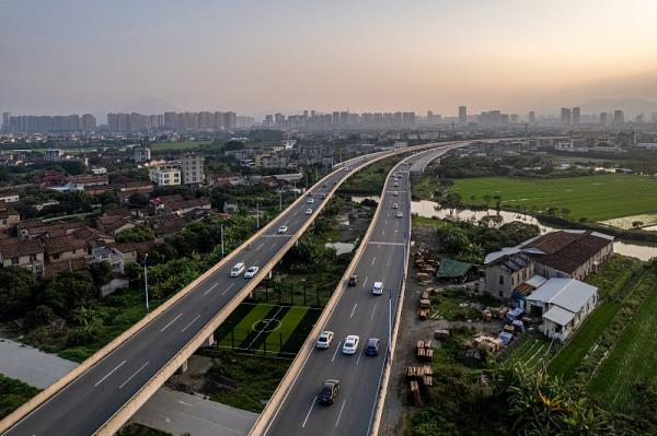 凌云县凌邦物流有限公司