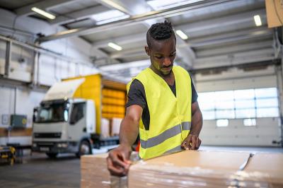 上海鑫鲁物流有限公司