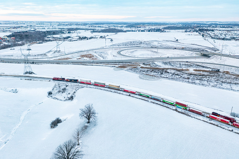 干脆面使用中国深圳普货空运配送到西班牙维哥 (Vigo)