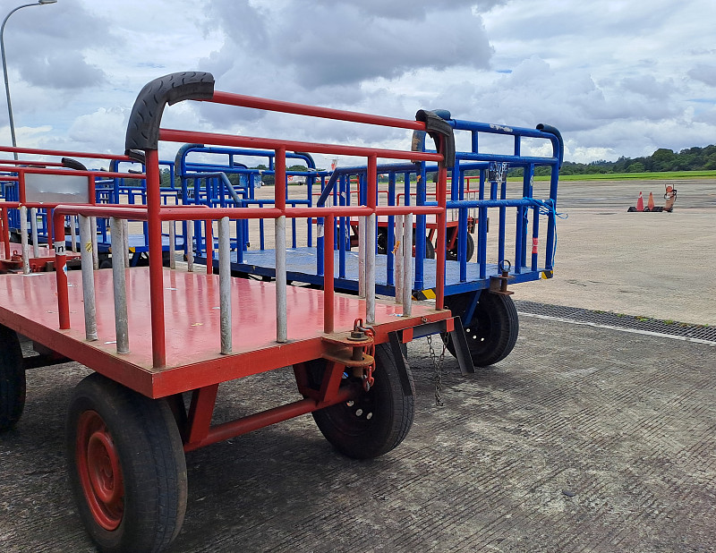 中国上海充气床使用空运15天内配送到格拉纳达