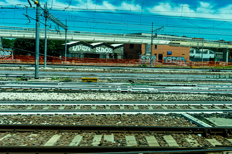 锂电池应用中国上海散货船运输派送到巴塞罗那 (Barcelona)