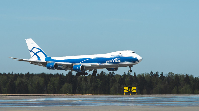 石河子至希洪的搅拌器使用国际海空联运15天送达