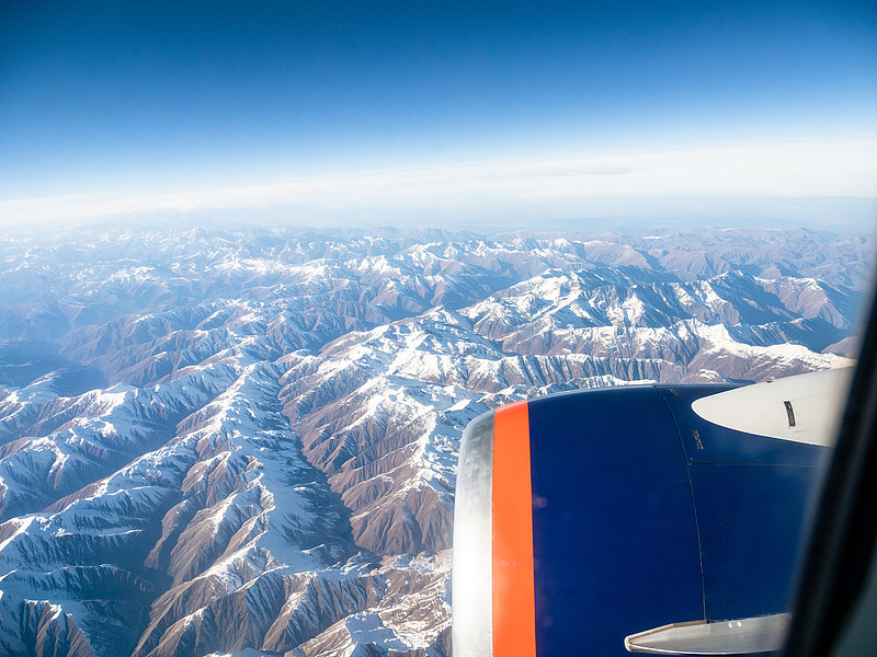 中国上海至西班牙瓦伦西亚的名片册采用优先空运7天内送达