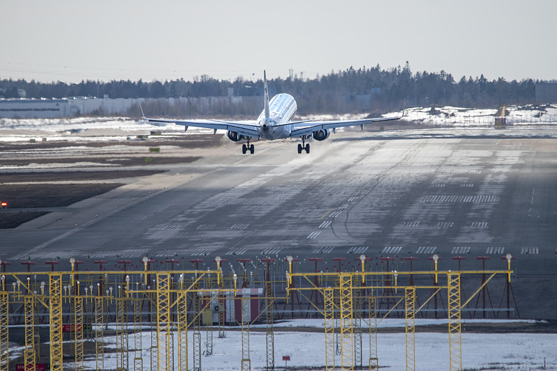 中国西安仁和感冒灵颗粒使用优先空运12天配送到费罗尔