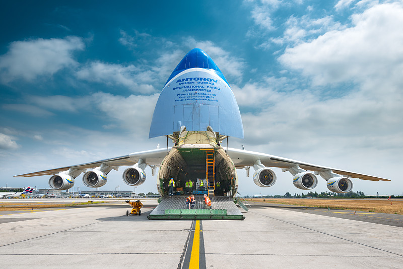 运动裤运用郑州国际快递配送到西班牙卡塔赫纳 (Cartagena) 运动裤运用郑州国际快递配送到西班牙卡塔赫纳 (Cartagena)