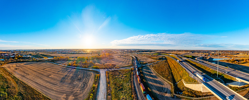 广州到西班牙费罗尔 (Ferrol)的电水壶采用空运派送6天送到