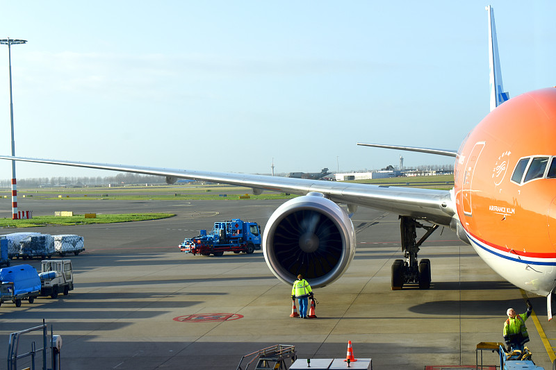 中国上海围巾采用空运派送10天送达希洪 (Gijón)