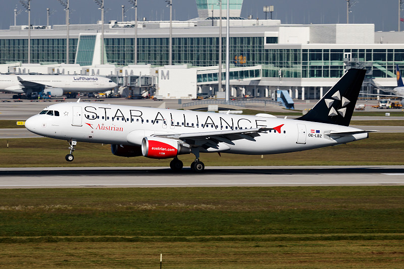 防晒冰袖经中国深圳国际多式联运配送到西班牙毕尔巴鄂