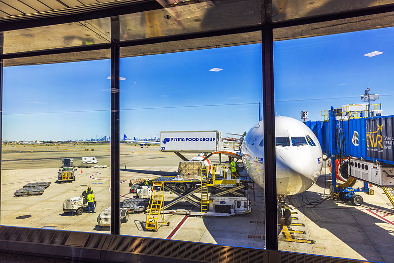 红外探测器应用深圳门到门空运送到西班牙巴塞罗那