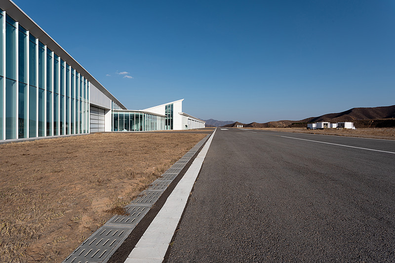 手膜借助深圳港到港海运快速送达毕尔巴鄂