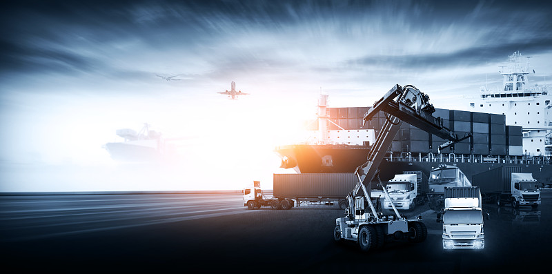 棉织品借用中国连云港跨境海空联运配达加的斯 (Cadiz)