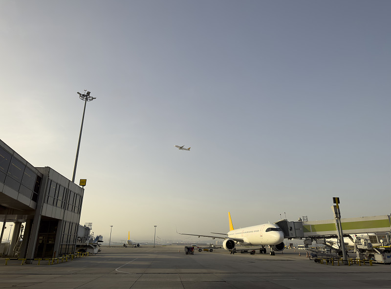 矿灰运用中国上海经济空运送达阿尔赫西拉斯