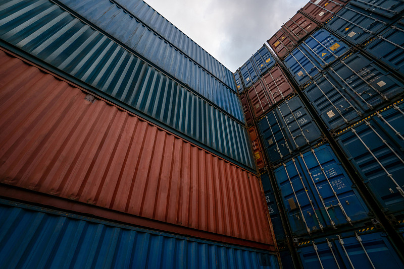 监控电源应用西宁加急空运送到西班牙马拉加 (Málaga)