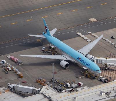 鞋垫经中国义乌国际航空货运送到西班牙塔拉戈纳 (Tarragona)