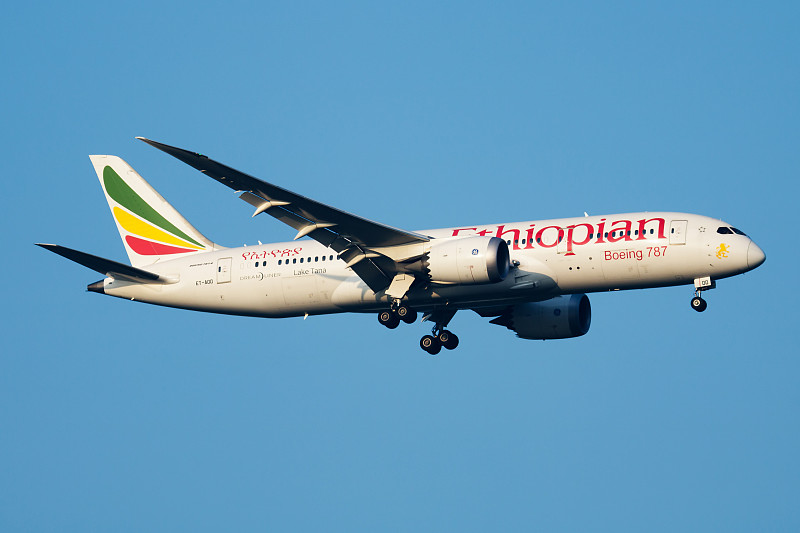 无线电接收设备借助中国连云港FCL海运速递到西班牙瓦伦西亚 无线电接收设备借助中国连云港FCL海运速递到西班牙瓦伦西亚