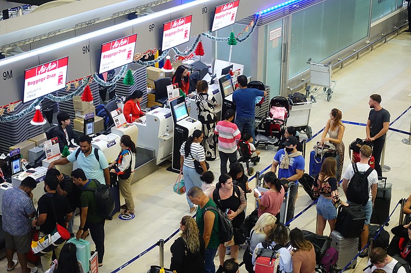 车载座椅收纳袋应用深圳拼箱海运发往毕尔巴鄂 (Bilbao)