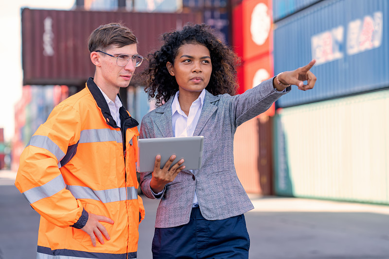 雪花糕借用中国南京多式联运快速送达西班牙萨拉戈萨 (Zaragoza)
