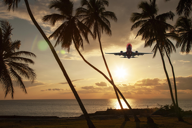 纺织品采取中国中山轮船运输快速送达西班牙塔拉戈纳