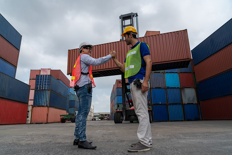 广州至毕尔巴鄂的车载逆变器使用空运6天内配送到