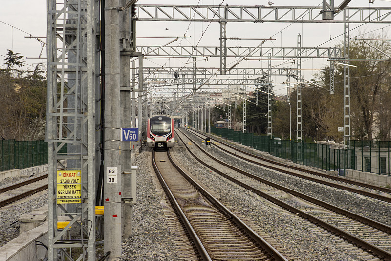 车载三脚架及警示牌选用中国台中LCL海运配达西班牙瓦伦西亚 (Valencia)