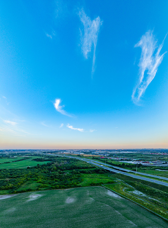 中国西安专业视频设备（摄像机稳定器、视频切换台）使用经济空运14天内配送到西班牙格拉纳达 (Granada)