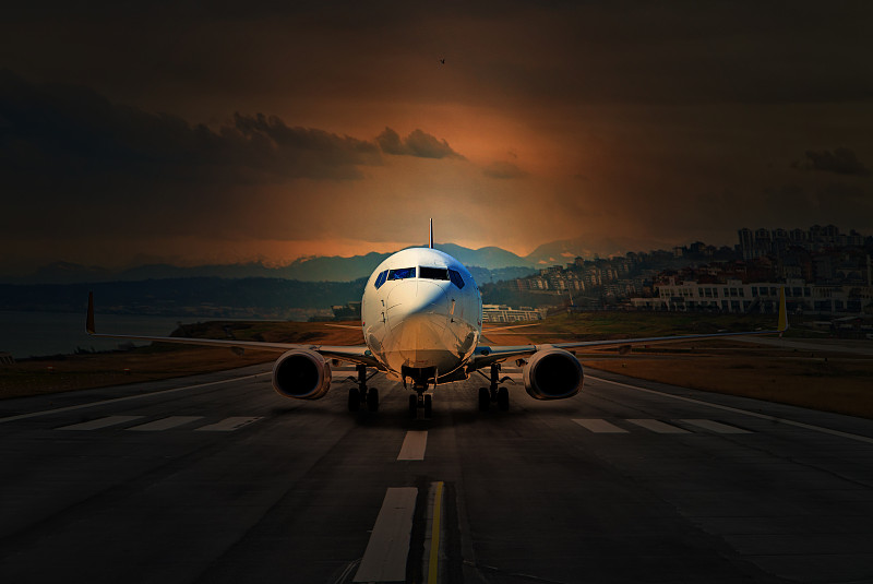 卫星组件采用基隆国际多式联运送达巴塞罗那