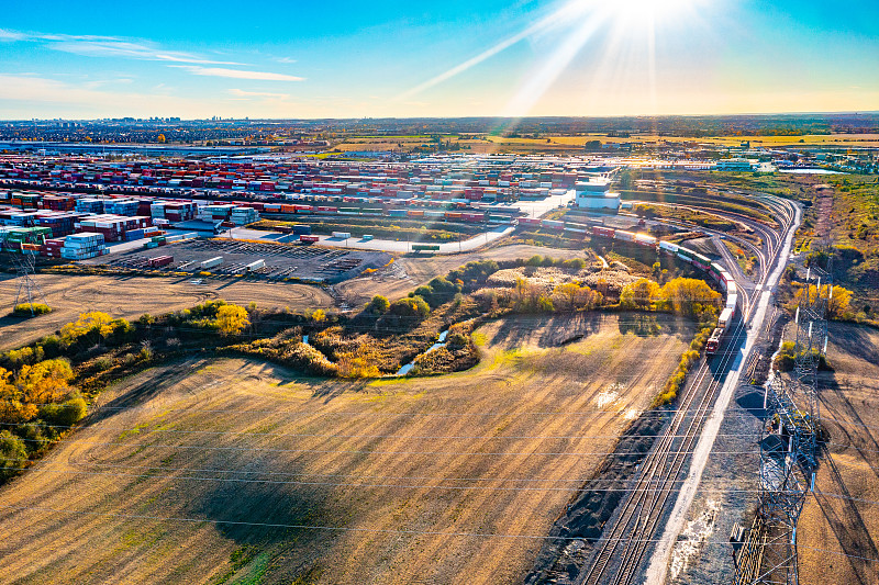 中国西安到西班牙费罗尔 (Ferrol)的油画棒使用航空货运8天送到 中国西安到西班牙费罗尔 (Ferrol)的油画棒使用航空货运8天送到