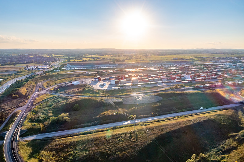 中国深圳至西班牙伊比沙岛 (Ibiza)的棉柔巾使用经济空运11天内速递到