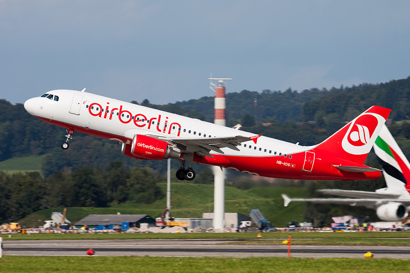 苹果、柑橘采纳中国上海门到门海运配达帕尔马马洛卡 (Palma de Mallorca)