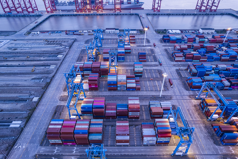 投光灯使用大连国际多式联运快送到卡塔赫纳 (Cartagena)