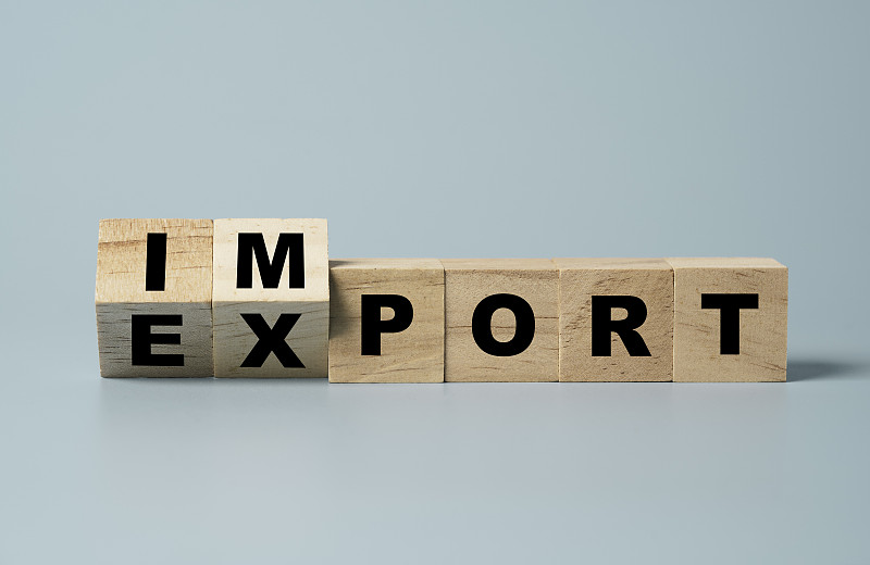 中国西安服装采用优先空运11天内送达巴塞罗那 (Barcelona)