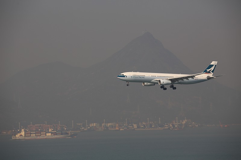 中国大连厨房纸巾使用拼货空运8天送到塔拉戈纳 (Tarragona)