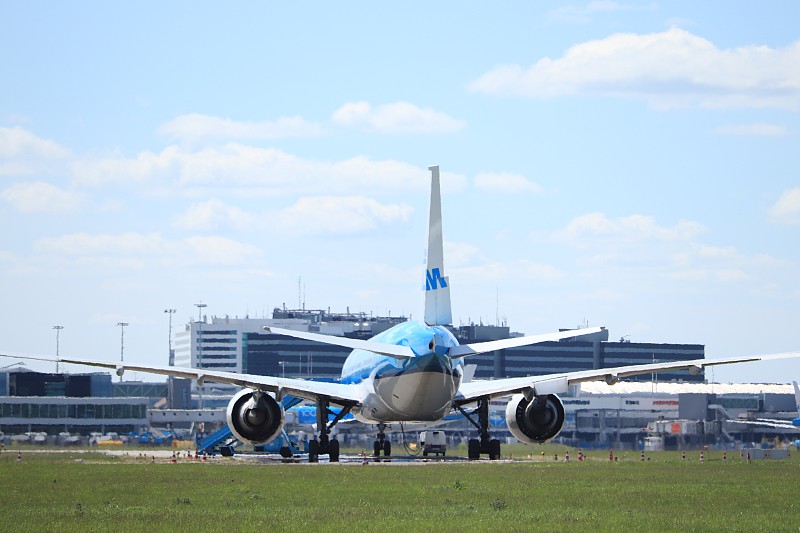 木块采取中国宁波船运安全送达西班牙塔拉戈纳 (Tarragona)