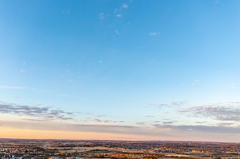 乌鲁木齐调味品采用门到门空运5天内速递到费罗尔 (Ferrol)