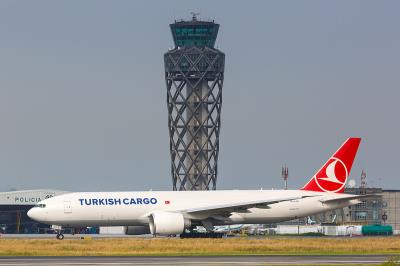 北京电脑硬盘托架采用加急空运4天内配送到阿尔赫西拉斯