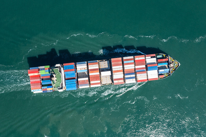 牛仔服装海运到西班牙哪家好？