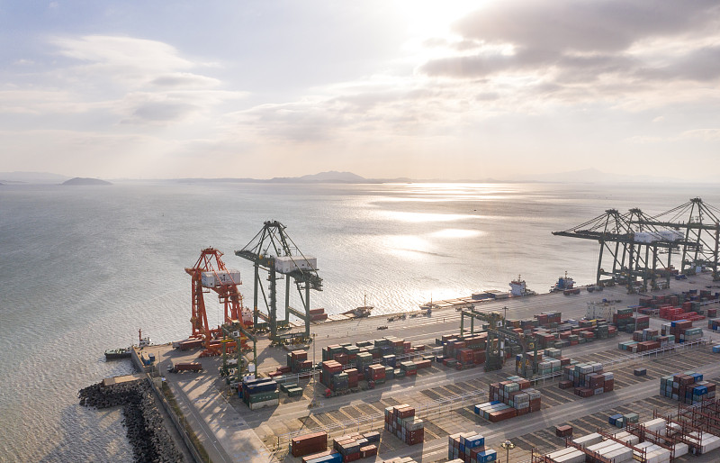 西班牙海运起运价是多少