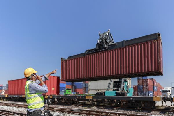 从中国到西班牙海运,从中国到西班牙海运有多少公里