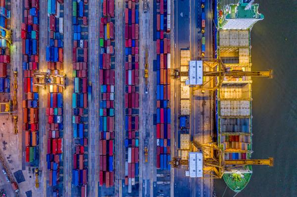 西班牙海运一票多少钱