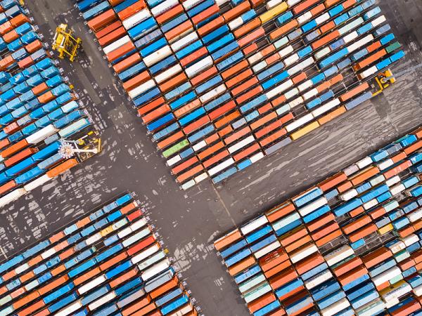 中国到西班牙海运价格差异原因